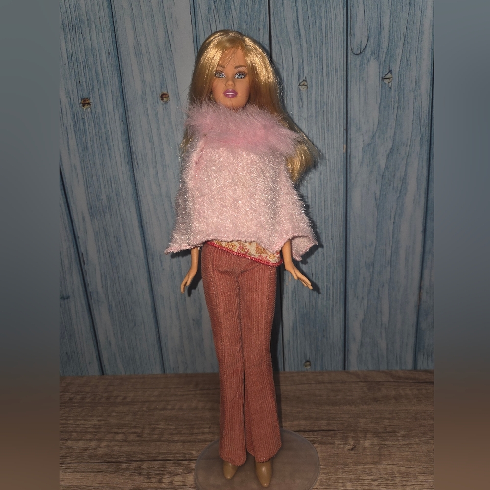2005 Barbie Fashion Fever Styles for 2 Doll #H8575